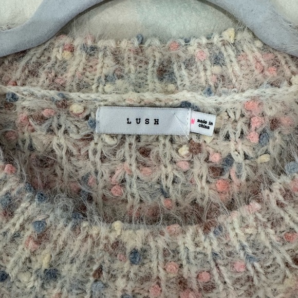 LUSH Pastel Knit Cozy Multicolor Sweater Pink Blue Cream Size Medium - Picture 4 of 9